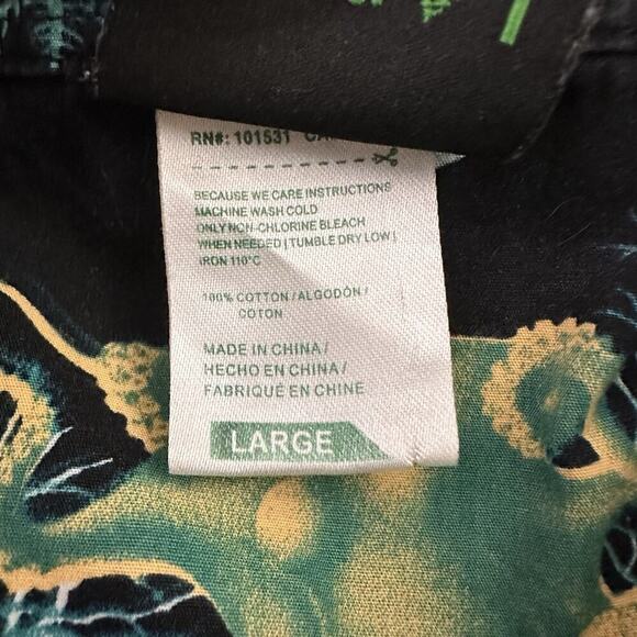 LRG Mens Button Up Shirt Size L Black Blue Ocean Sea Life Octopus Fish Print - Picture 7 of 12